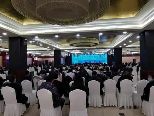 筑牢食安防線，提升專業能力——市餐飲服務食品安全從業人員業務培訓班首站在準旗成功召開